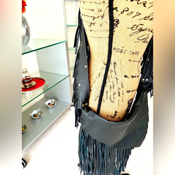 SOLD 😁 Brand New Handmade Genuine Leather Super Fringed Crossbody Purse Lg - Picture 10 of 12